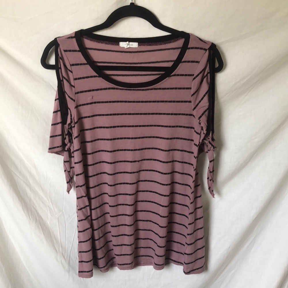 Maurices Top Size M